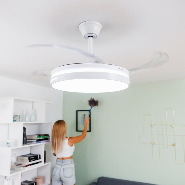 mennyezeti-ventilator-led-del-hangszoroval-es-4-behuzhato-lapattal-notefan-innovagoods-feher-36-w-oe49-5-104-cm_889076 (4)